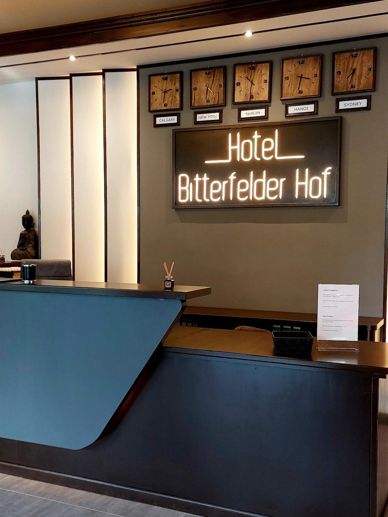 Hotel Bitterfelder Hof Bagian luar foto